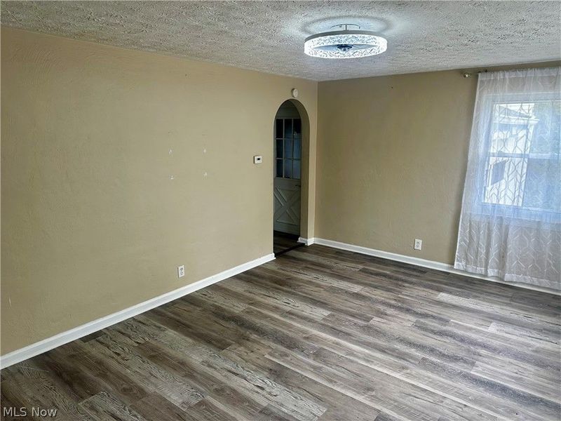 2229 39th Street NW, Canton, OH 44709 Photo 10