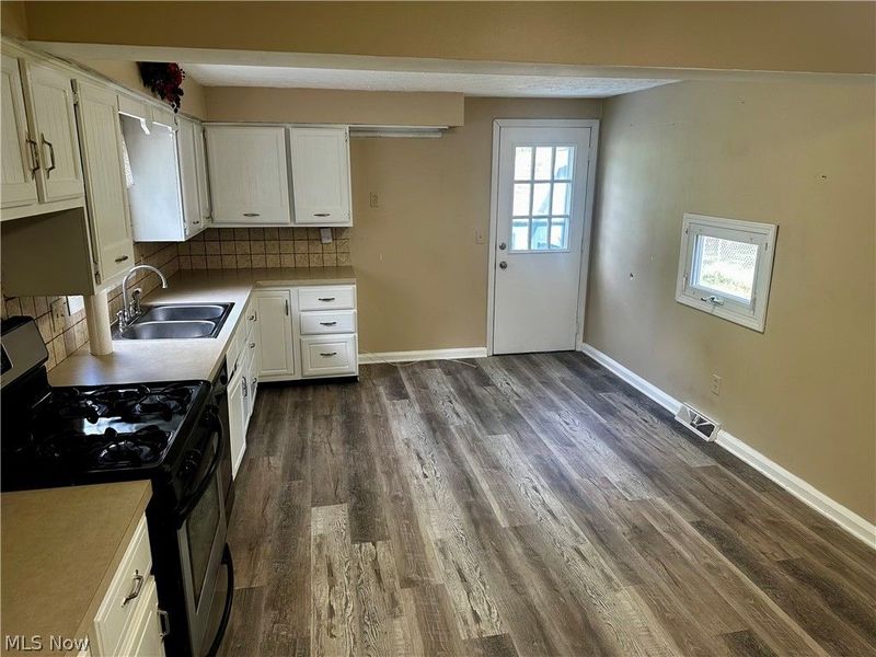 2229 39th Street NW, Canton, OH 44709 Photo 14
