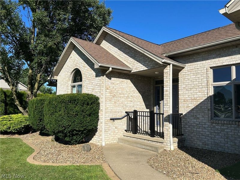 8707 Fairweather Trail, Poland, OH 44514 Photo 2
