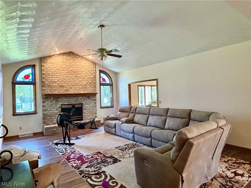 8707 Fairweather Trail, Poland, OH 44514 Photo 4