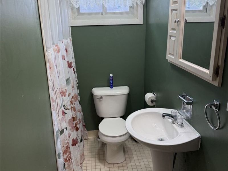 1615 Orange Street , Coshocton, OH 43812 Photo 7