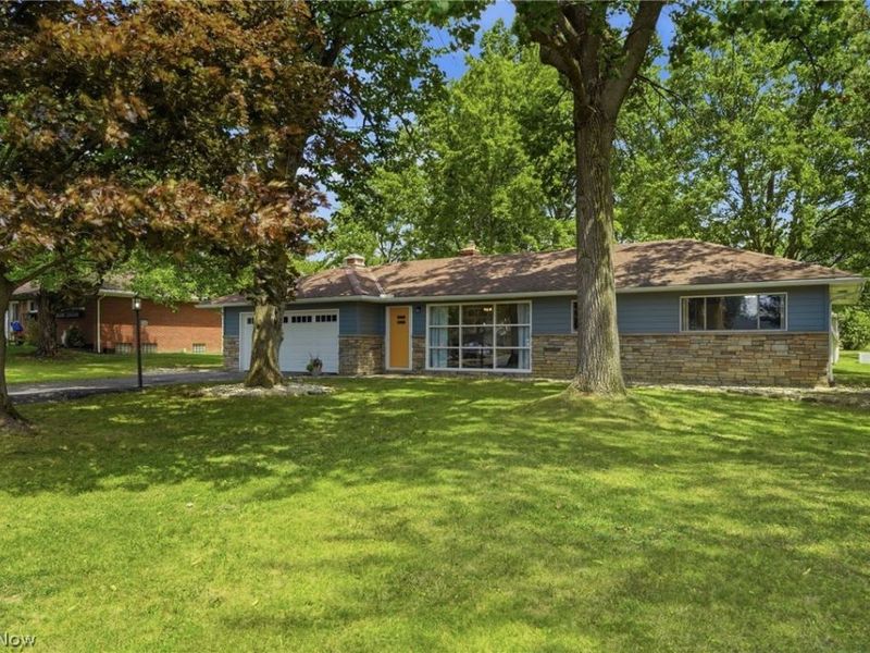 8161 Marianna Boulevard, Broadview Heights, OH 44147 Photo 1