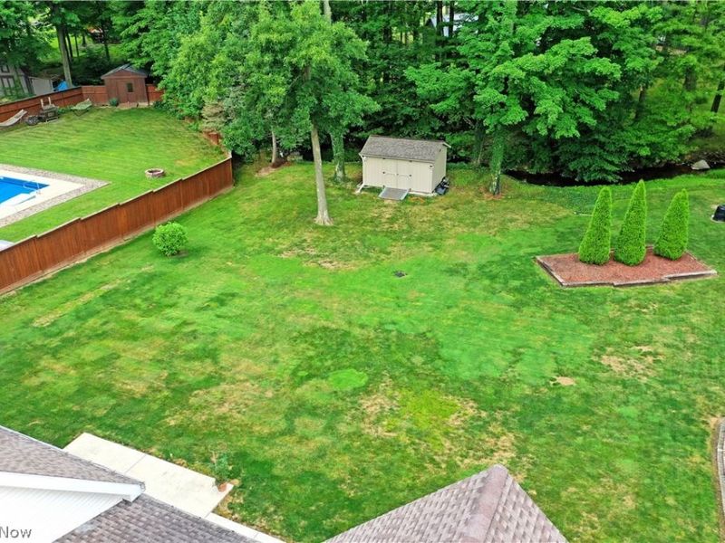 224 Old Oak Drive, Cortland, OH 44410 Photo 10