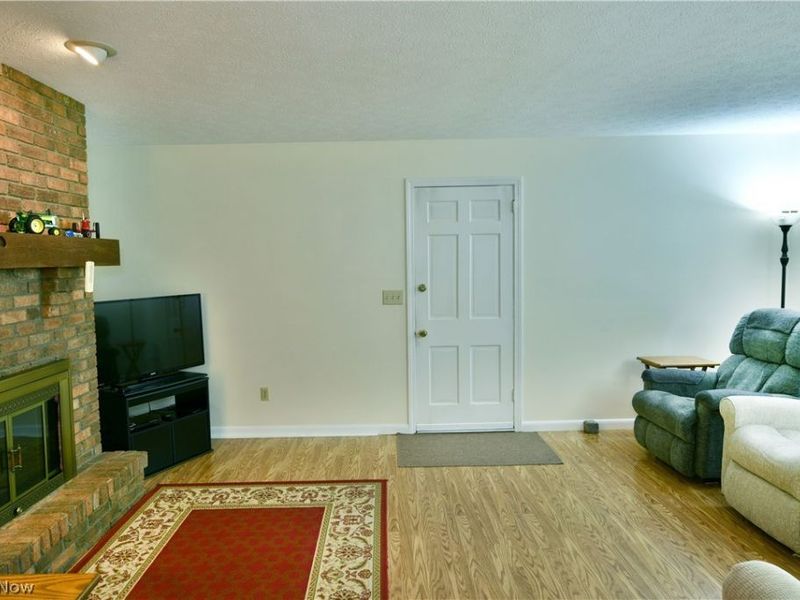 224 Old Oak Drive, Cortland, OH 44410 Photo 20