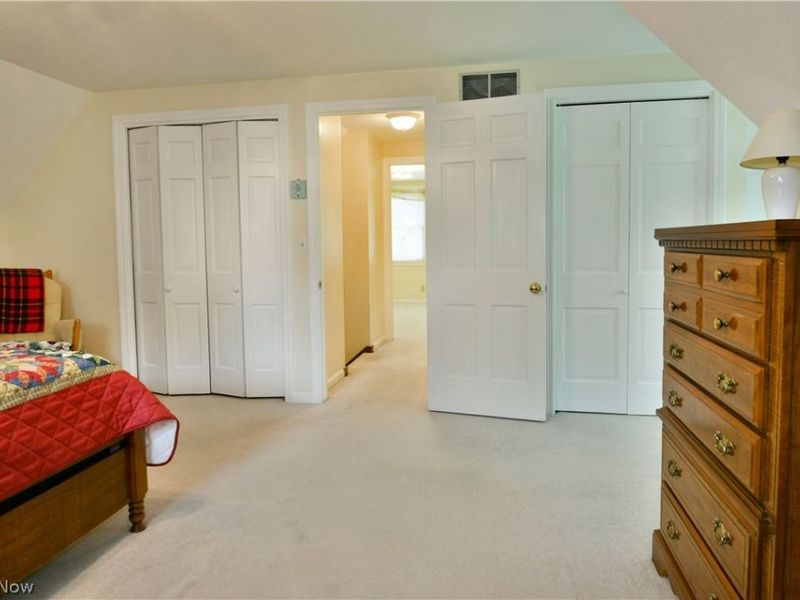 224 Old Oak Drive, Cortland, OH 44410 Photo 45