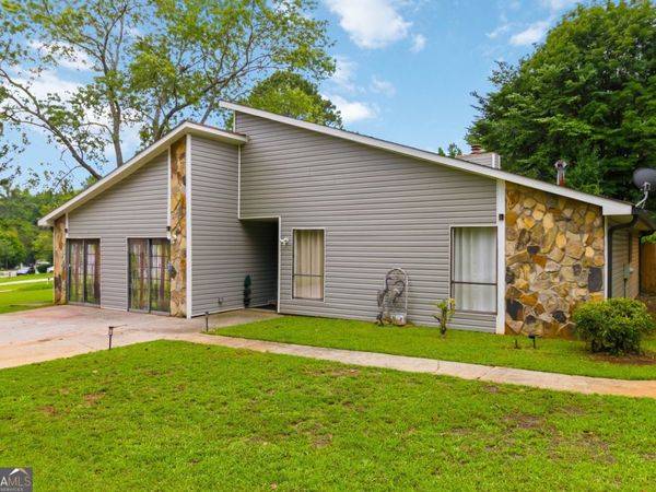 8847 Wellston Court, Jonesboro, GA 30238