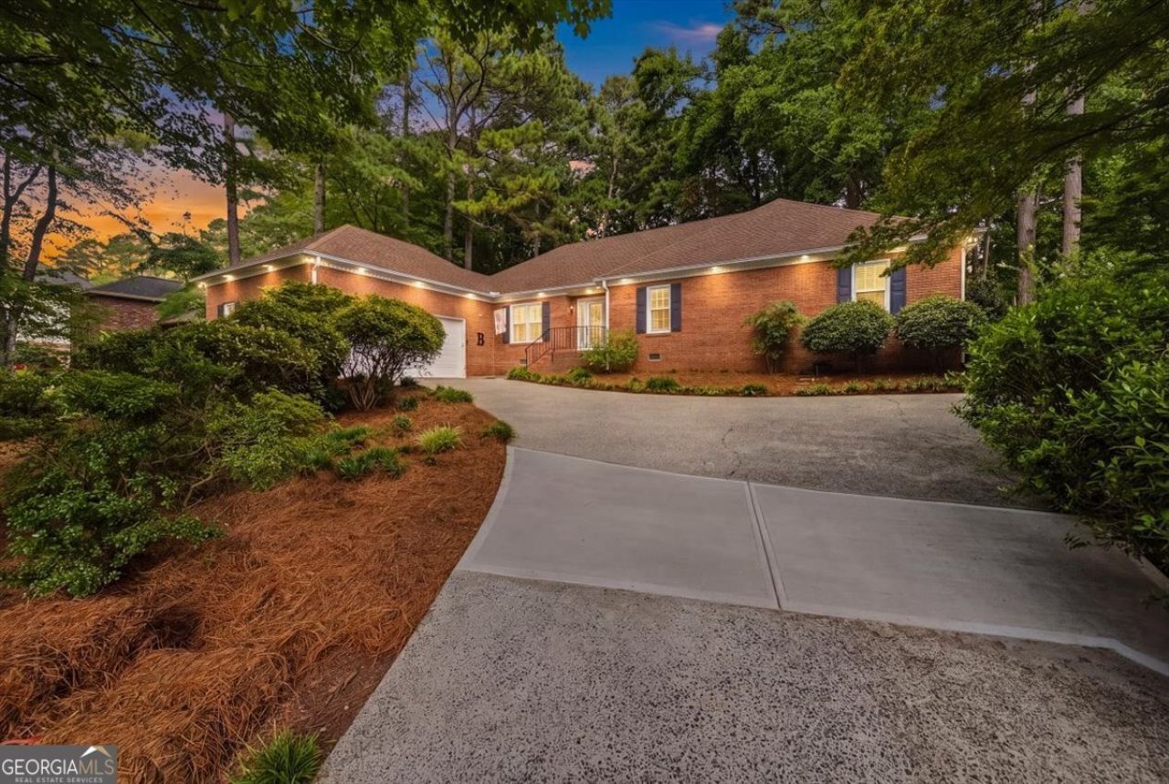 2032 Signal Ridge Chase, Kennesaw, GA 30152 Main Photo