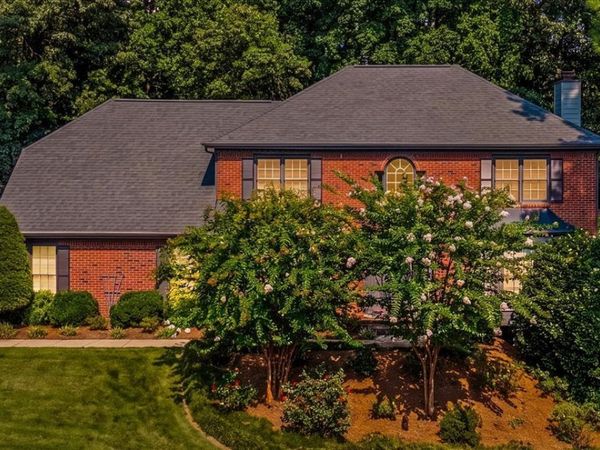 2246 Chadds Creek Drive, Marietta, GA 30062