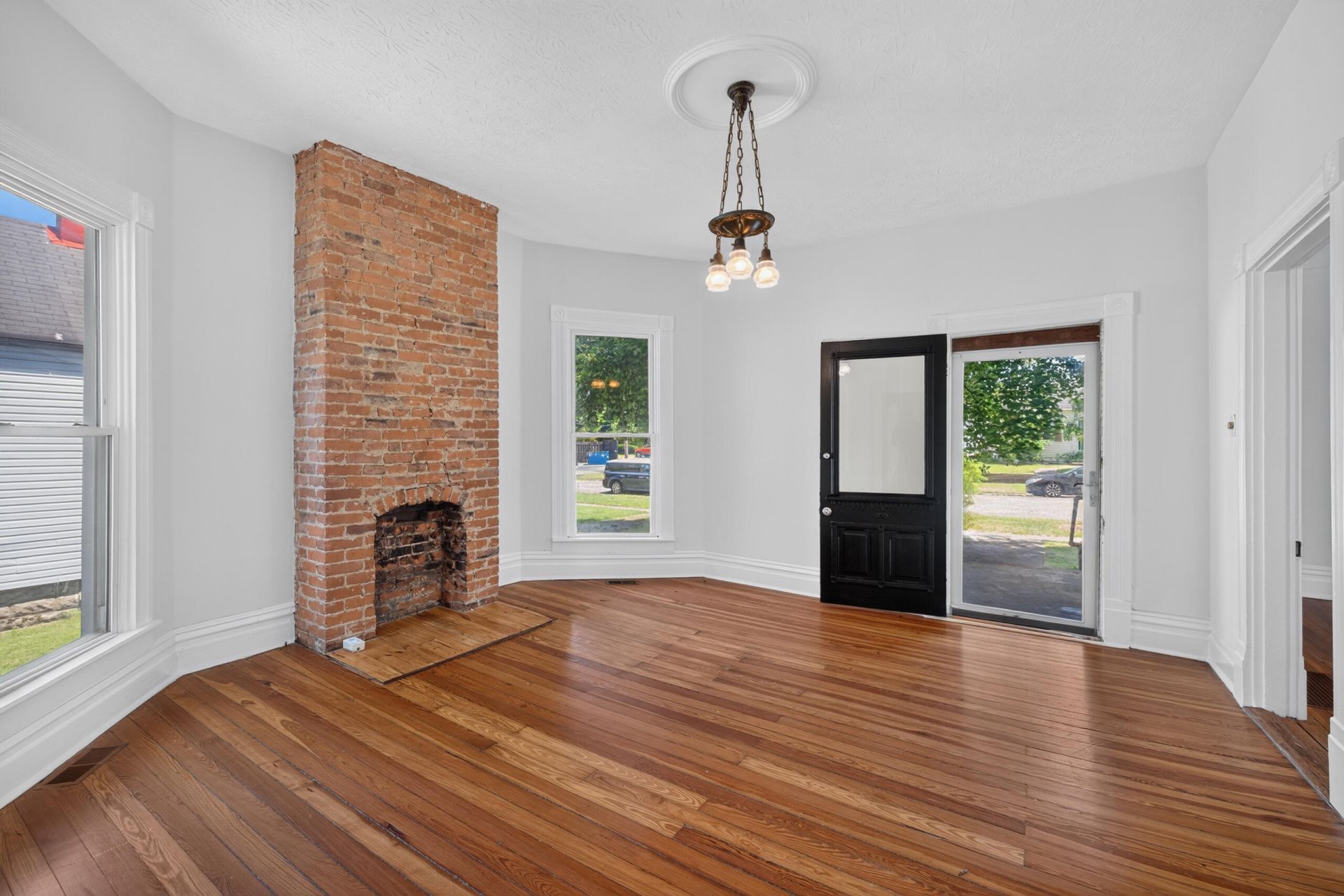155 N Hanover Avenue, Lexington, KY 40502 Main Photo