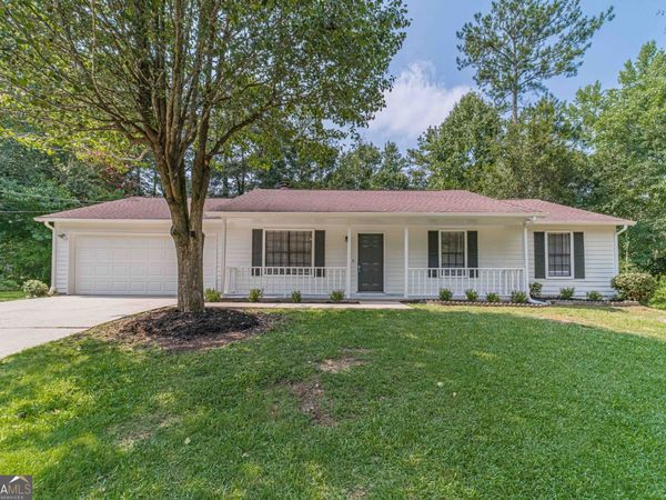 2071 Walden Park Place, Snellville, GA 30078