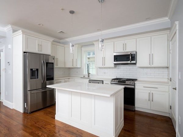102 Neponset Ave, Unit 5, Boston, MA 02122