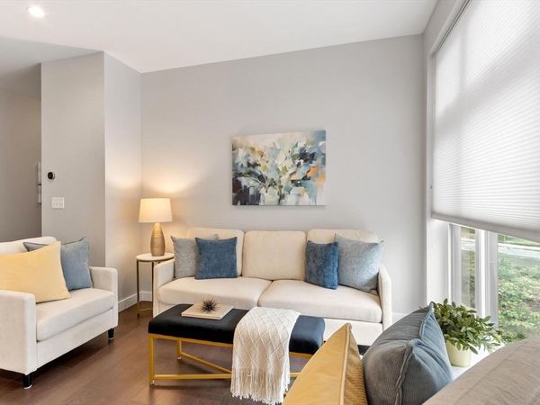 197 Washhington Street, Unit 210, Somerville, MA 02143