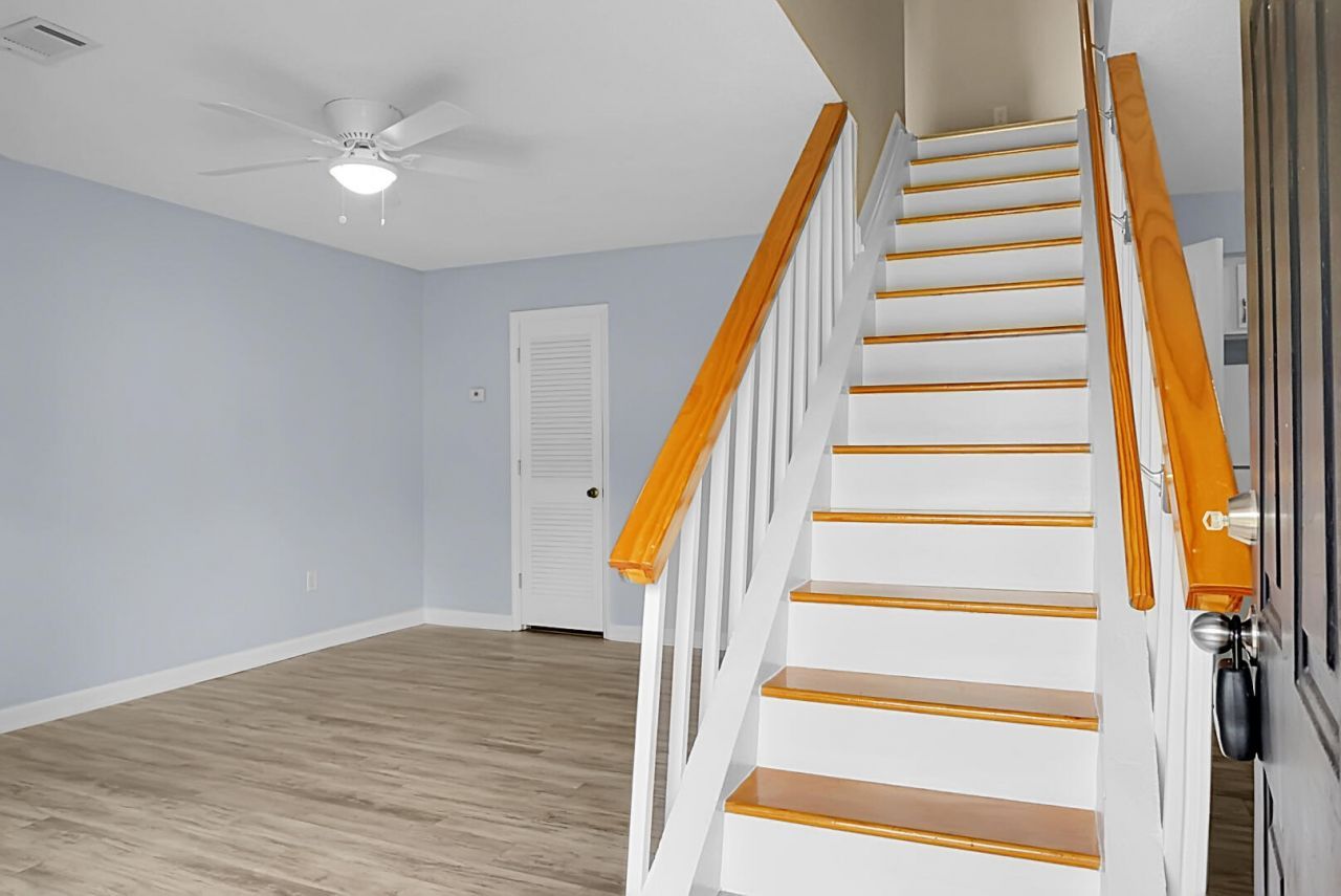 2494 Etiwan Avenue Photo 11