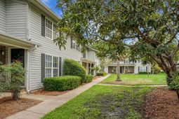 2494 Etiwan Avenue photo 4