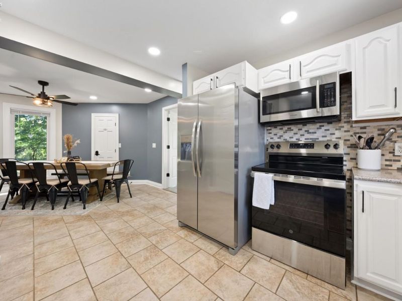 6632 San Diego Drive, Oak Harbor, OH 43449 Photo 10