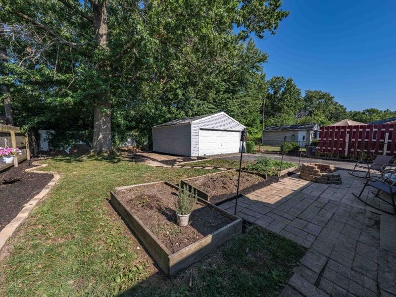 303 Erieview, Sheffield Lake, OH 44054 Photo 28