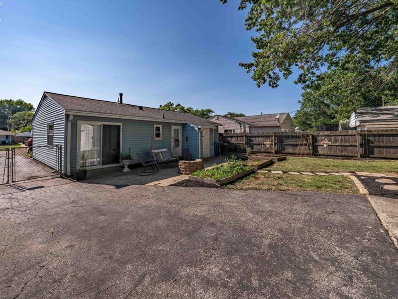 303 Erieview, Sheffield Lake, OH 44054 Photo 30