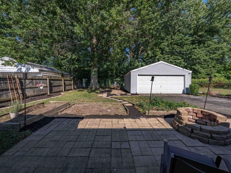 303 Erieview, Sheffield Lake, OH 44054 Photo 36