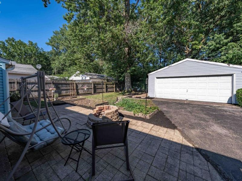303 Erieview, Sheffield Lake, OH 44054 Photo 38