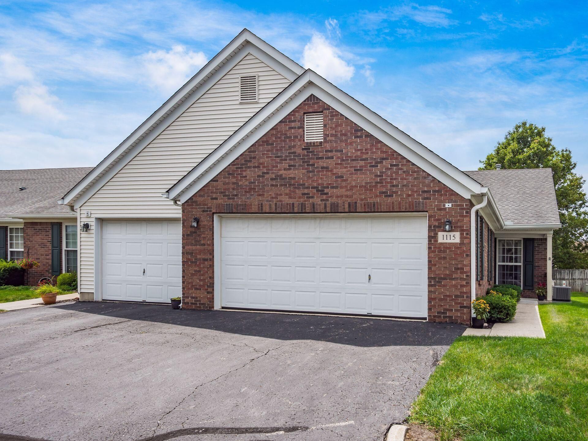 1115 Arbor Oaks Lane , Galloway, OH 43119 Main Photo
