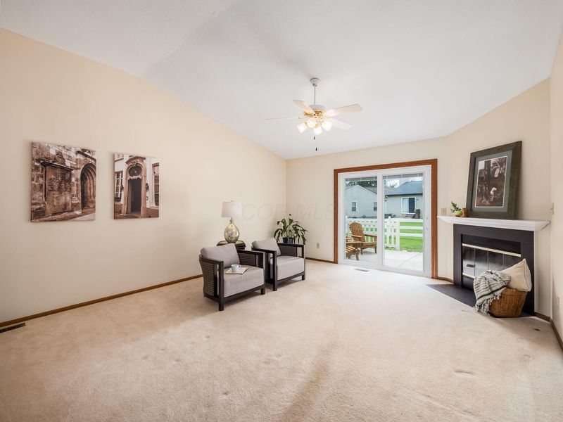 1115 Arbor Oaks Lane , Galloway, OH 43119 Photo 10