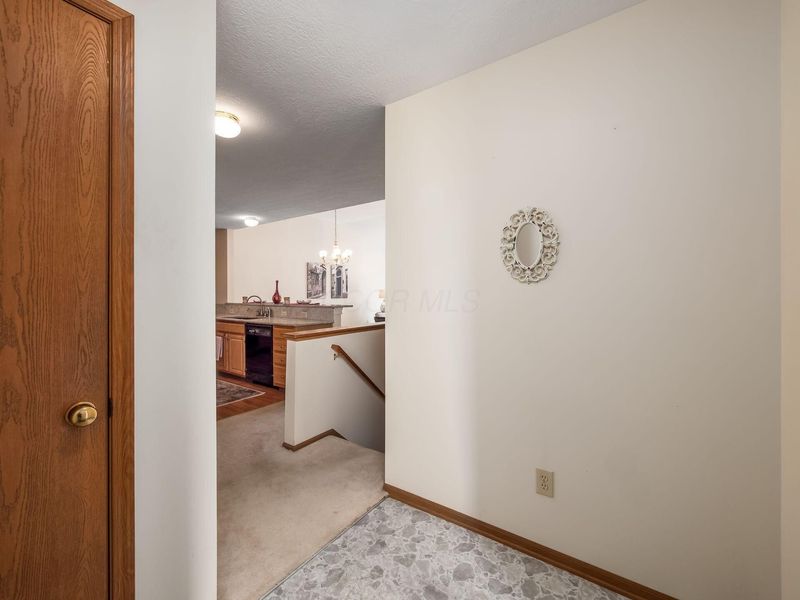 1115 Arbor Oaks Lane , Galloway, OH 43119 Photo 5