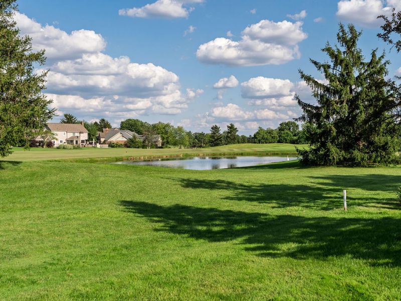 8460 Davington Drive , Dublin, OH 43017 Photo 14
