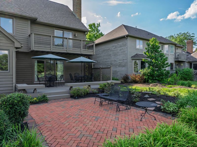8460 Davington Drive , Dublin, OH 43017 Photo 19