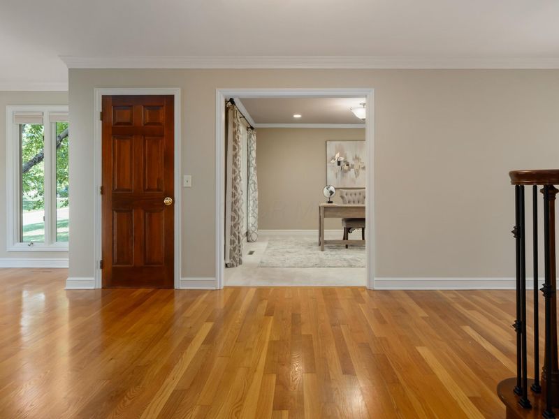 8460 Davington Drive, Dublin, OH 43017 Photo 6