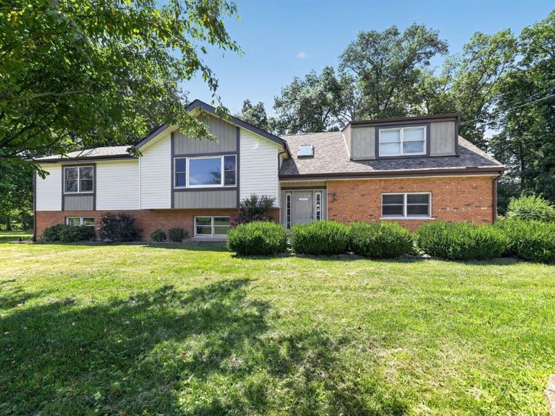 120 Haw Drive, Franklin Twp, OH 45171 Photo 1