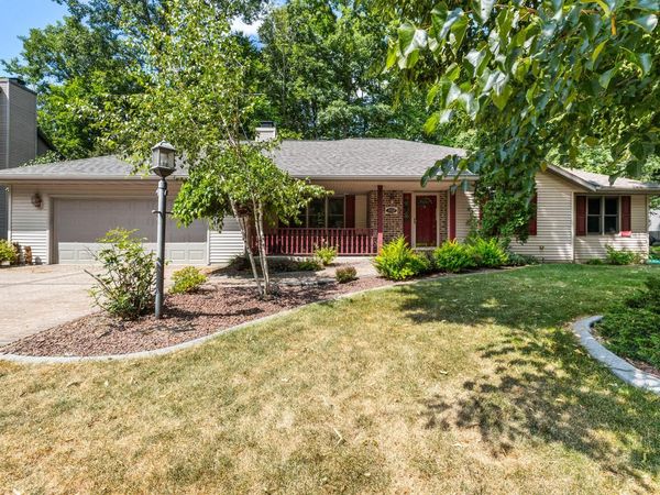 1912 Mapletree ROAD, Howards Grove, WI 53083