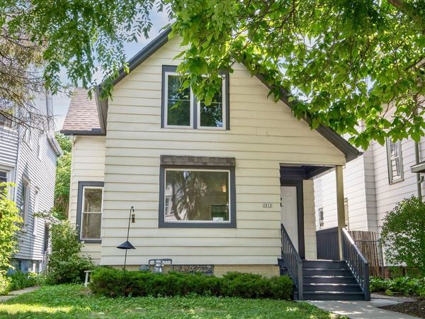 2812 N Pierce STREET, Milwaukee, WI 53212