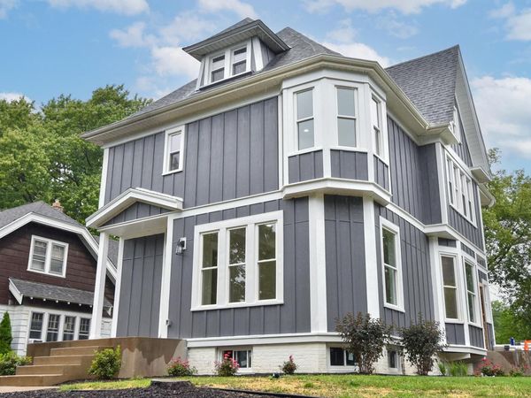 5804 W Michigan STREET, Wauwatosa, WI 53213