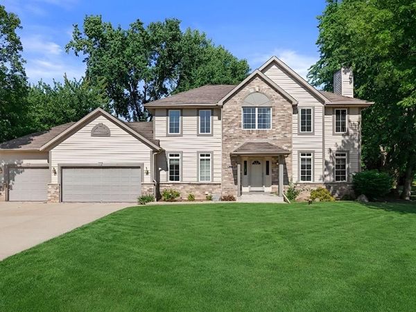8620 S Hunting Park DRIVE, Franklin, WI 53132