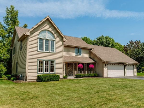 N102W16808 Bittersweet TRAIL, Germantown, WI 53022