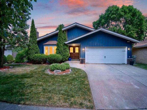 9808 W Tripoli AVENUE, Milwaukee, WI 53228