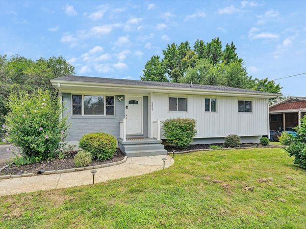 3820 WILMONT AVE NW, Roanoke, VA 24017