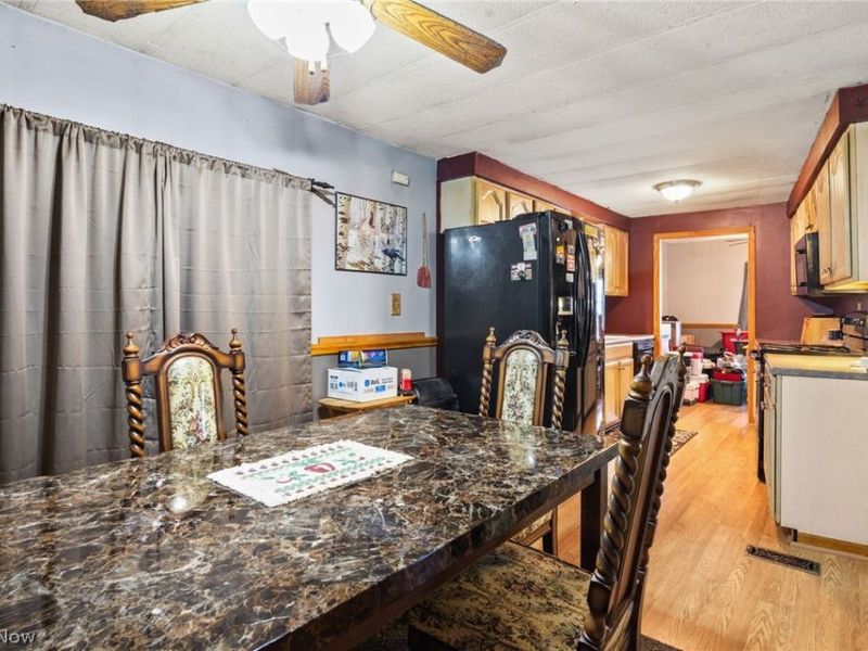 14 Lakeview Court, Lagrange, OH 44050 Photo 9