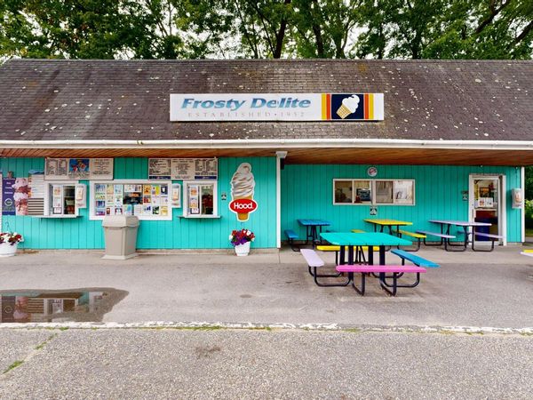 190 Main Street , Mexico, ME 04257