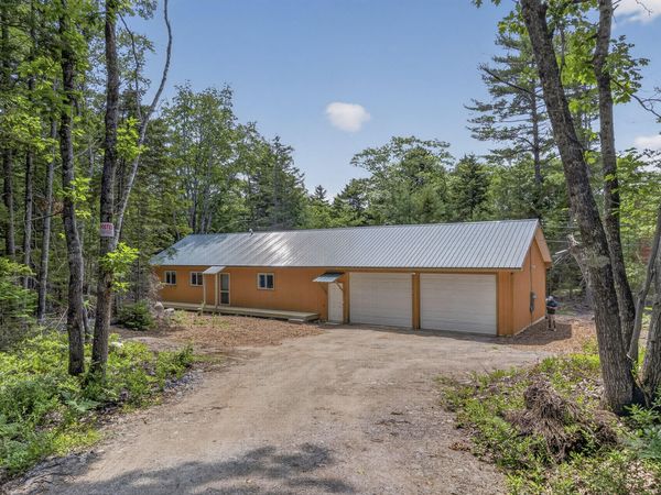 48 Matthews Road , Boothbay, ME 04537