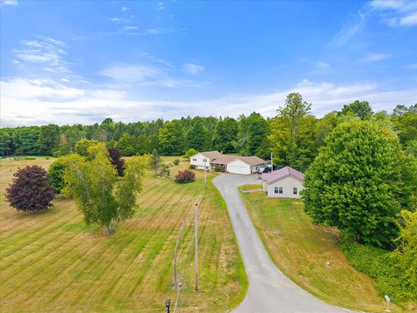 71 W Corinth Road , Corinth, ME 04427