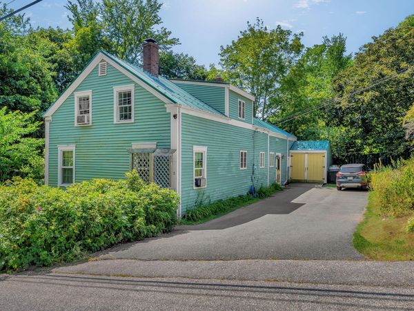 10 Lebanon Road , Winterport, ME 04496