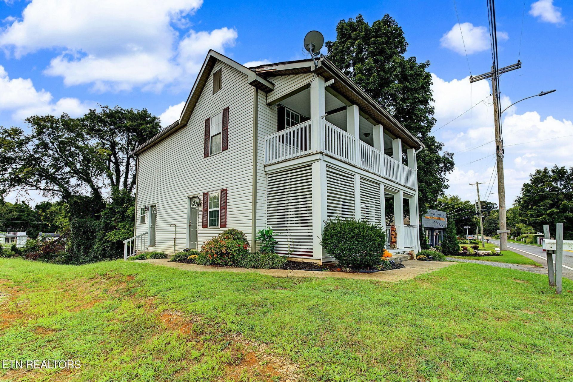 10161018 W Broadway Ave Maryville, TN 37801