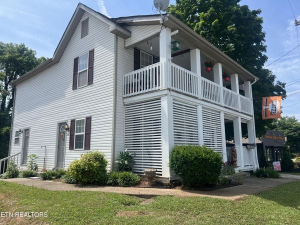 10161018 W Broadway Ave , Unit 1016-1018, Maryville, TN 37801
