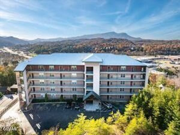 410 Big Bear Way , Unit 2003, Pigeon Forge, TN 37863