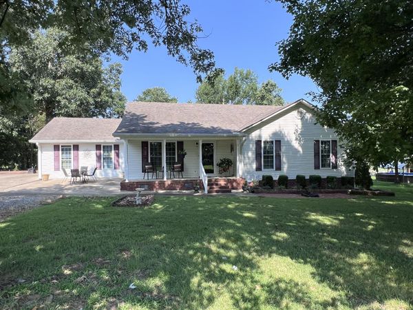502 Bob Hollow Rd , Burns, TN 37029