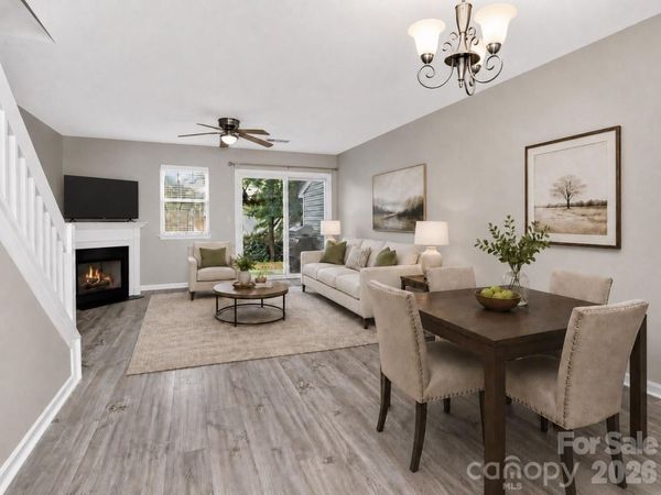 10866 Holly Ridge Boulevard, Charlotte, NC 28216