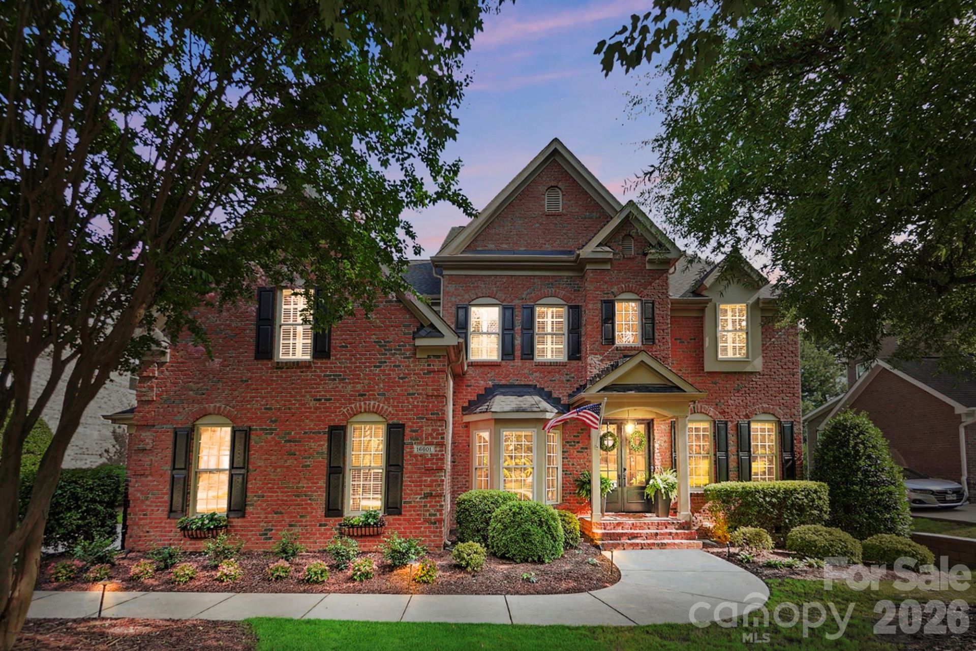 16601 Doves Canyon Lane, Charlotte, NC 28278 Main Photo