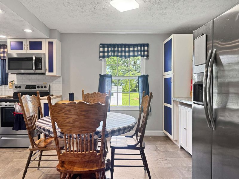 4049 Walnut Grove Circle, Urbana, OH 43078 Photo 26
