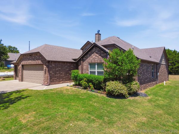 32253 Meadowood Drive , Mannford, OK 74044